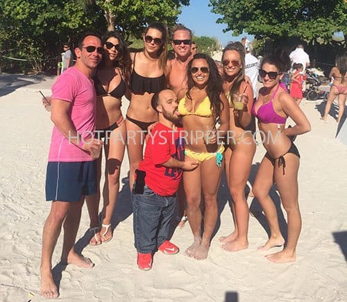 nikkibeach-miamimidgets nikki beach miami midgets
